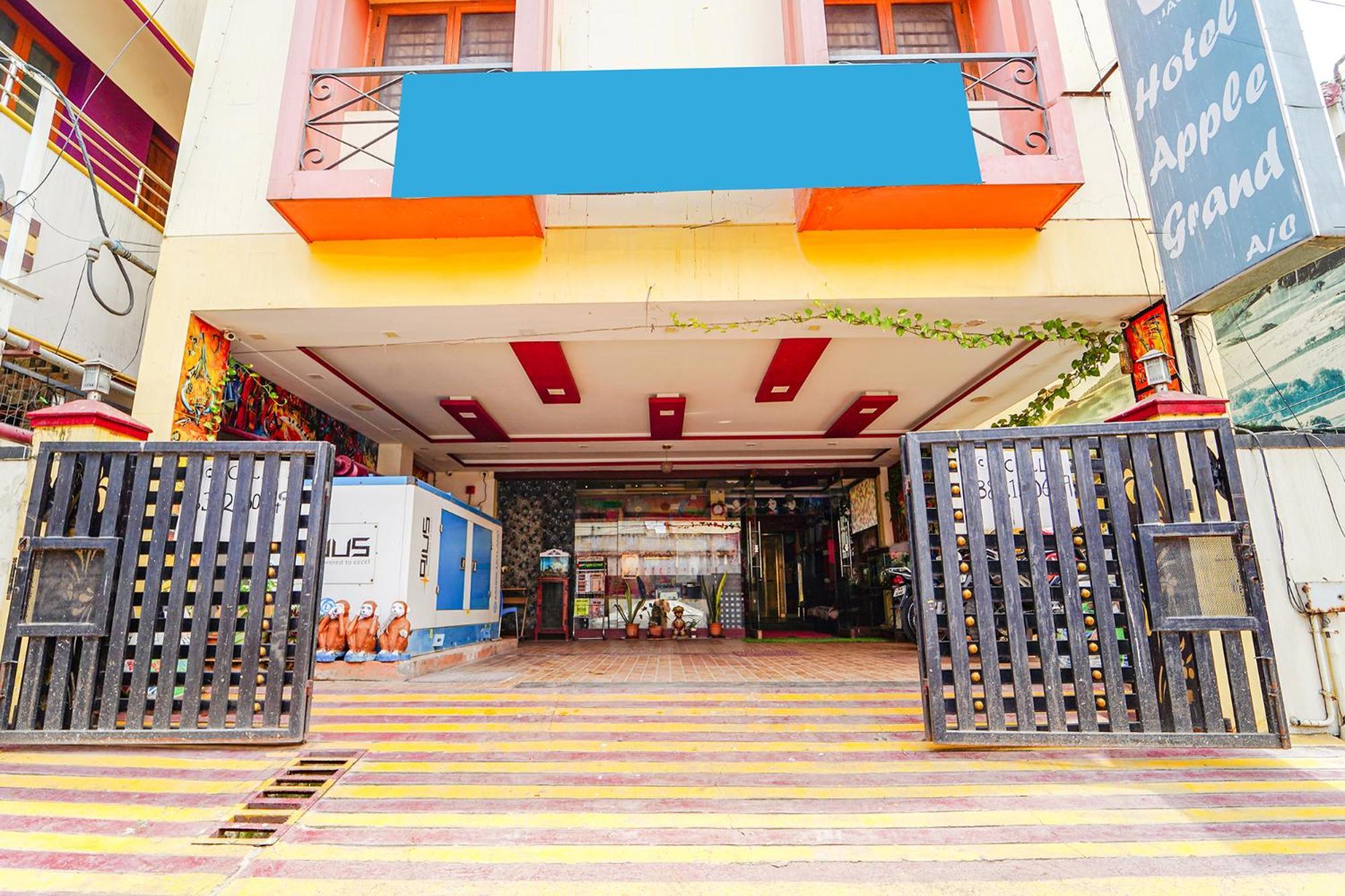 Fabexpress Apple Grand - 200M From Our Lady Of Fatima Church Coimbatore Exterior foto